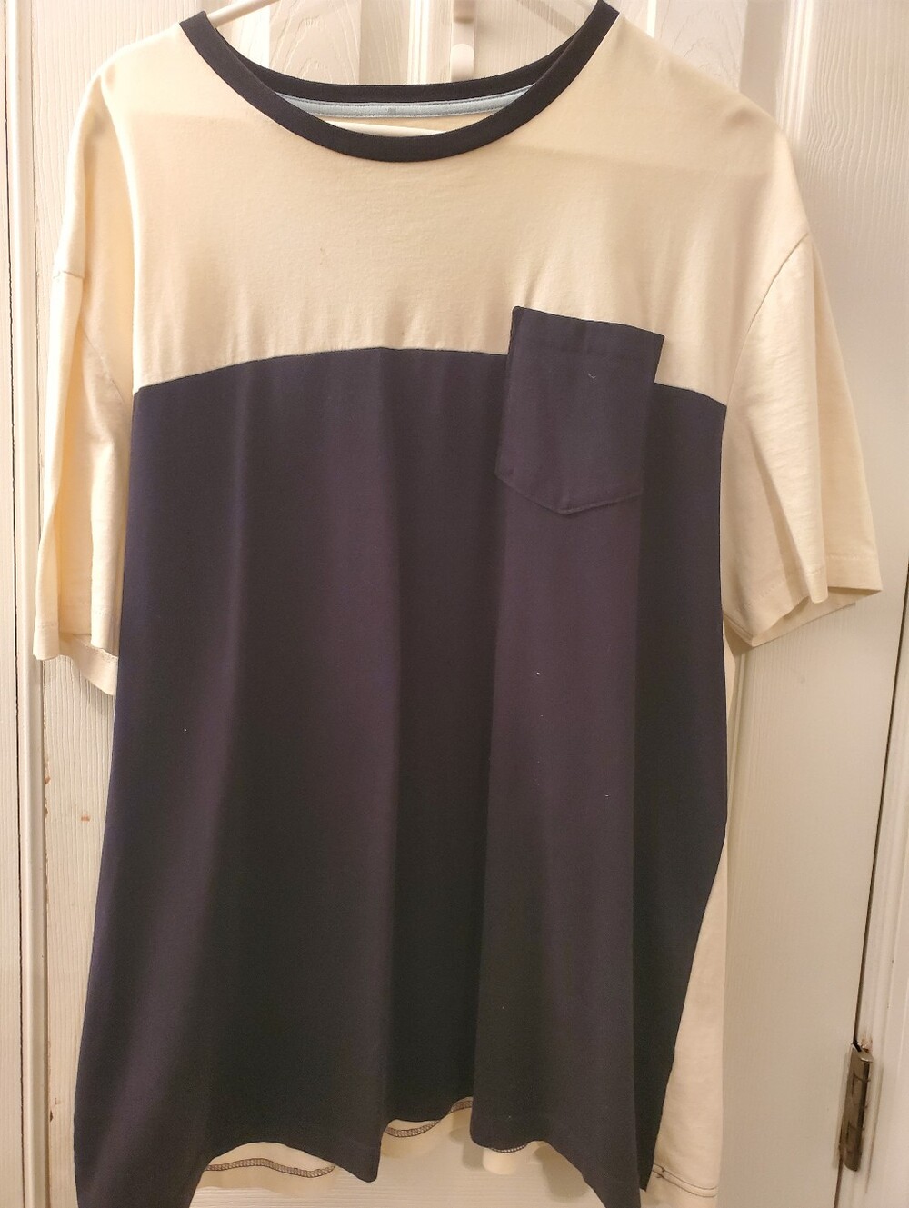 Tommy Hilfiger Cream and Black Two-Tone Pocket Tee